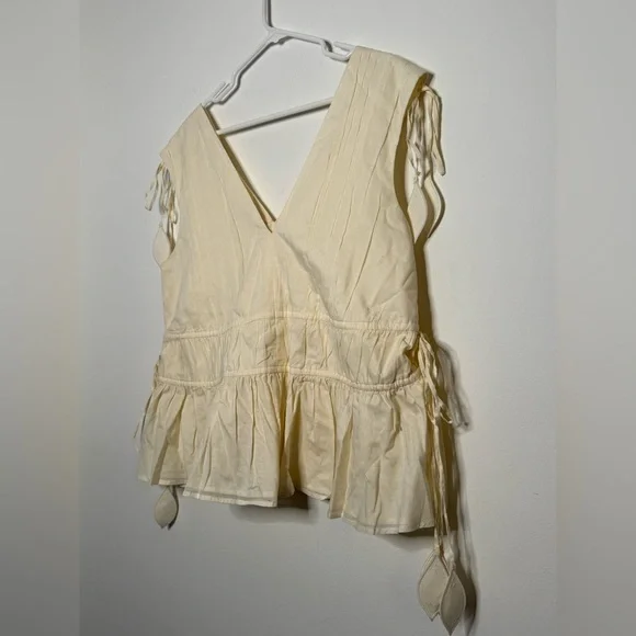 NWOT TORY BURCH Sleeveless Tie Top Smocked Peplum Ivory Shirt Blouse Size 14 - Picture 14 of 15